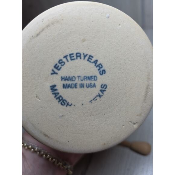 Vtg Yesteryears Hand Turned Honey Pot Texas USA Handmade Bee Hive Floral Country - Picture 4 of 8